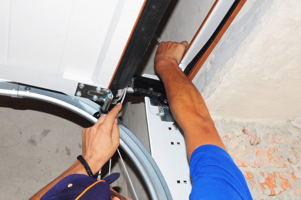 Garage-door-repair-noisy-garage-door